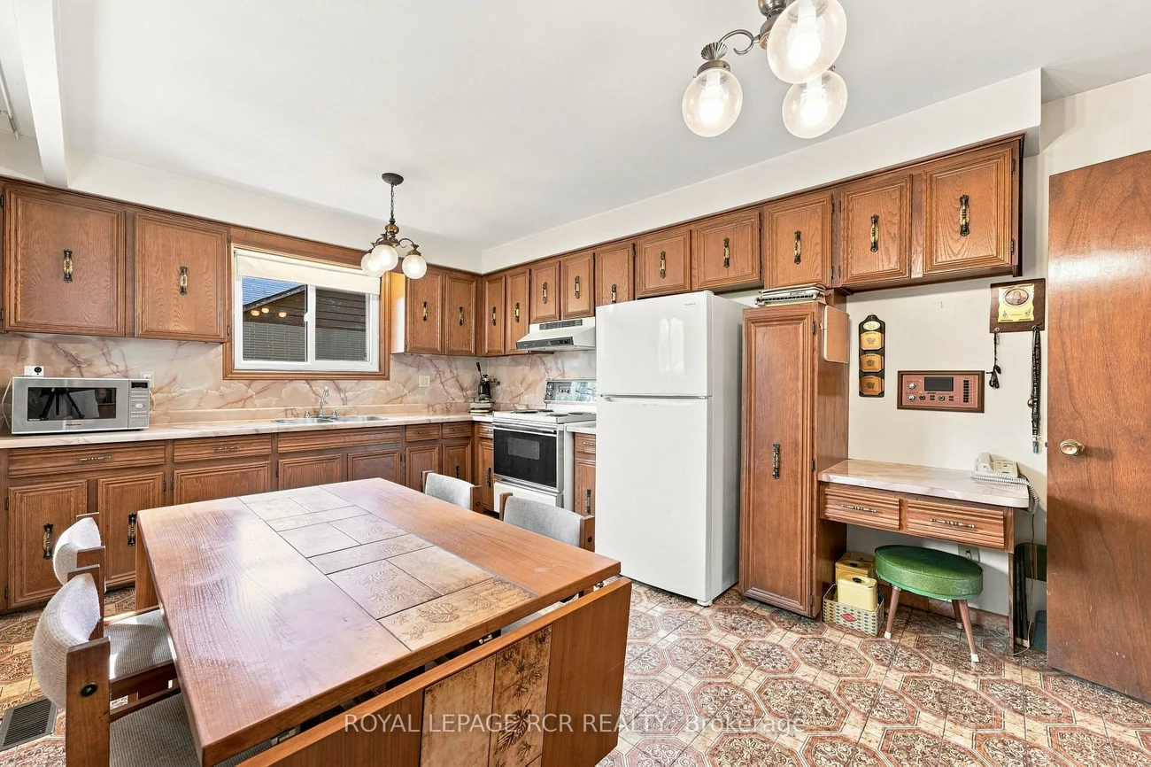 2795, Victoria Park, L'Amoreaux, Toronto