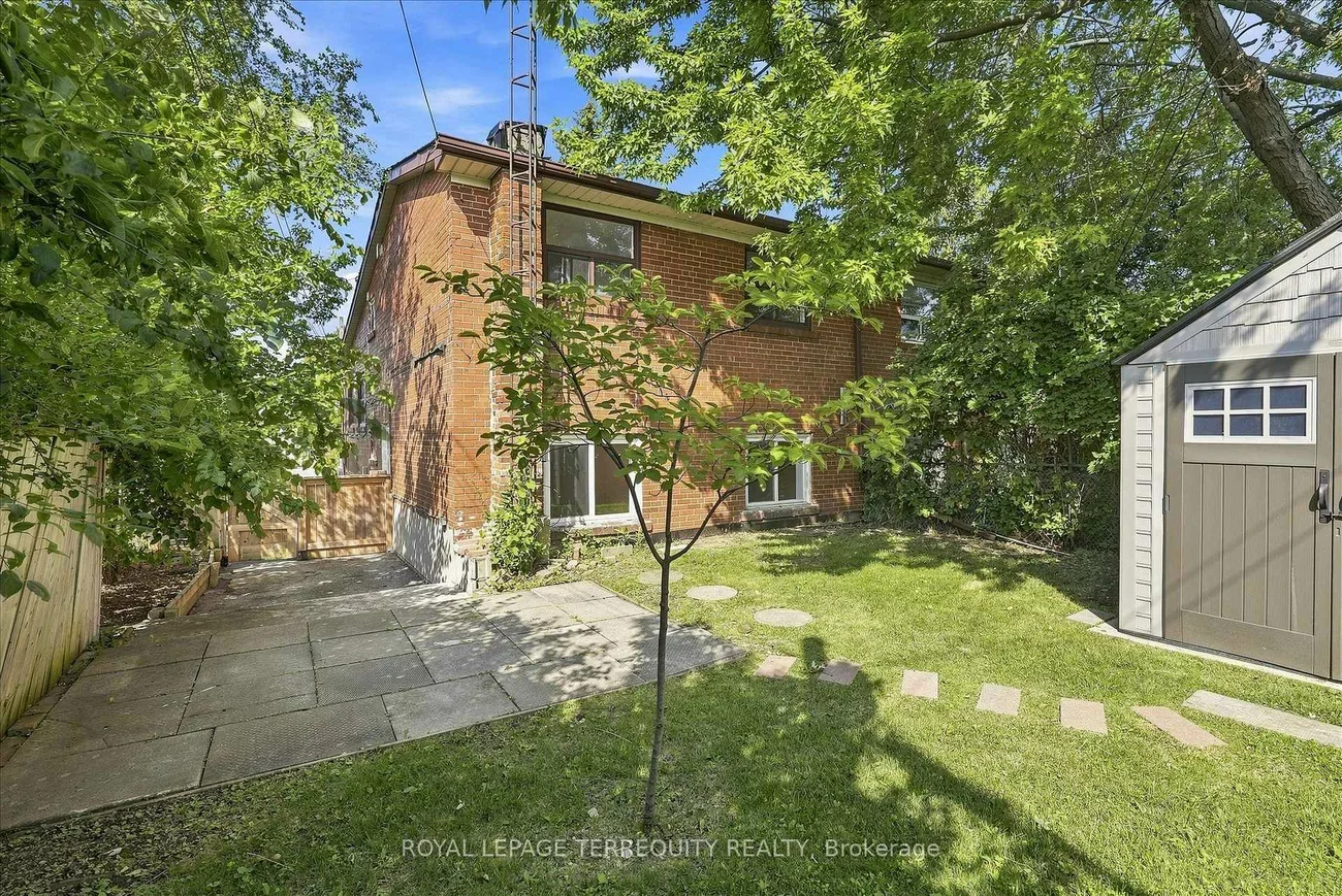 89, Benjamin, Kennedy Park, Toronto
