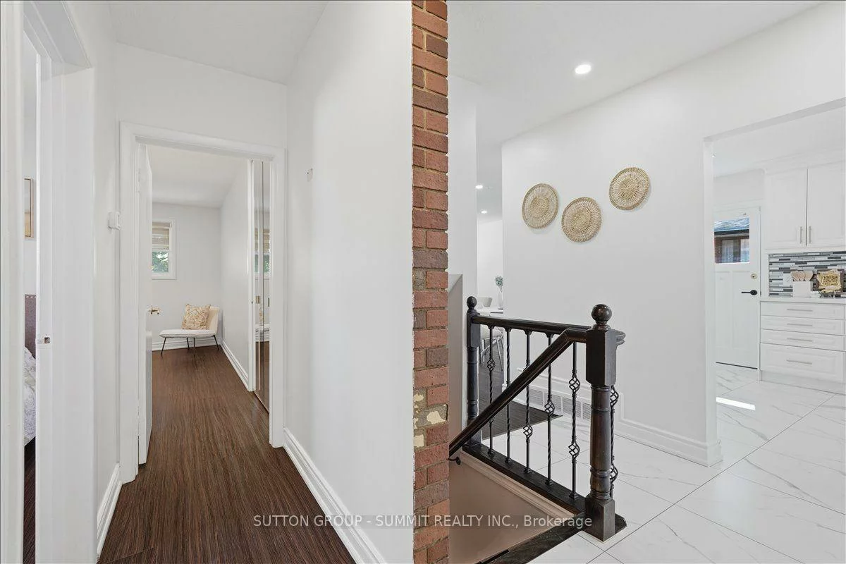 73, Thornbeck, Woburn, Toronto