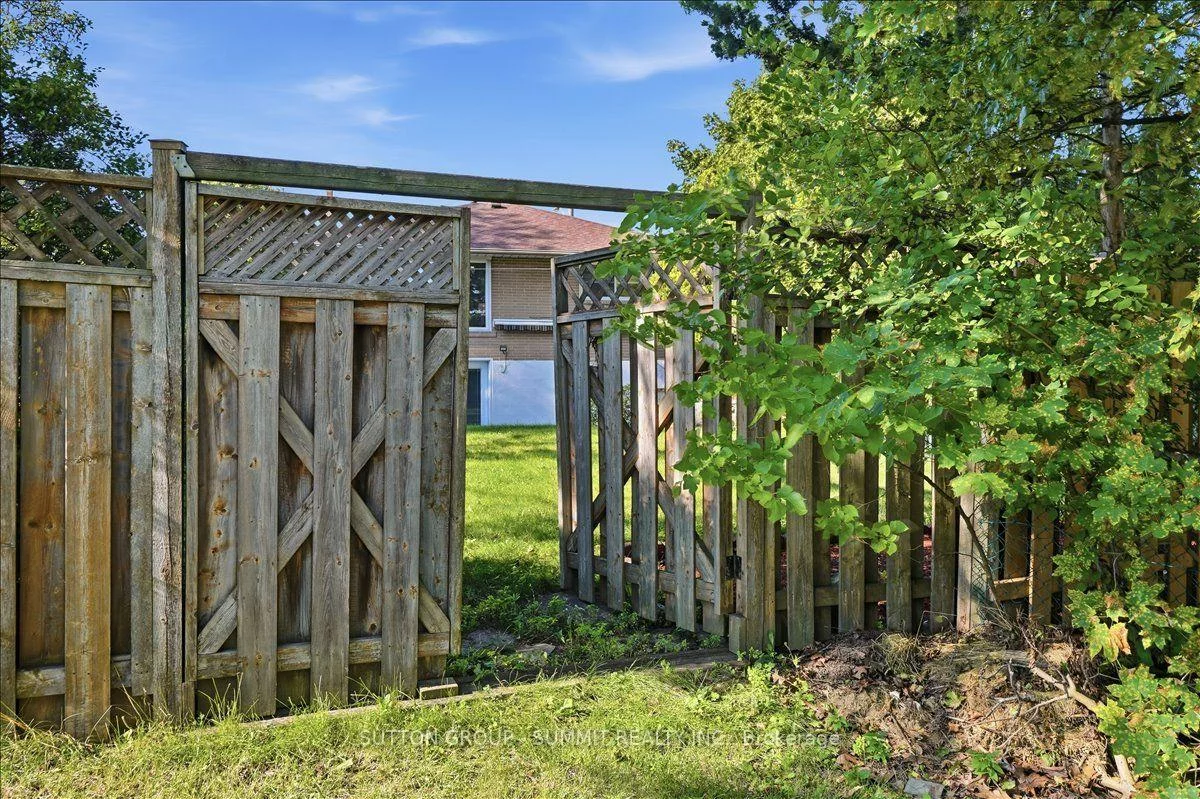 73, Thornbeck, Woburn, Toronto