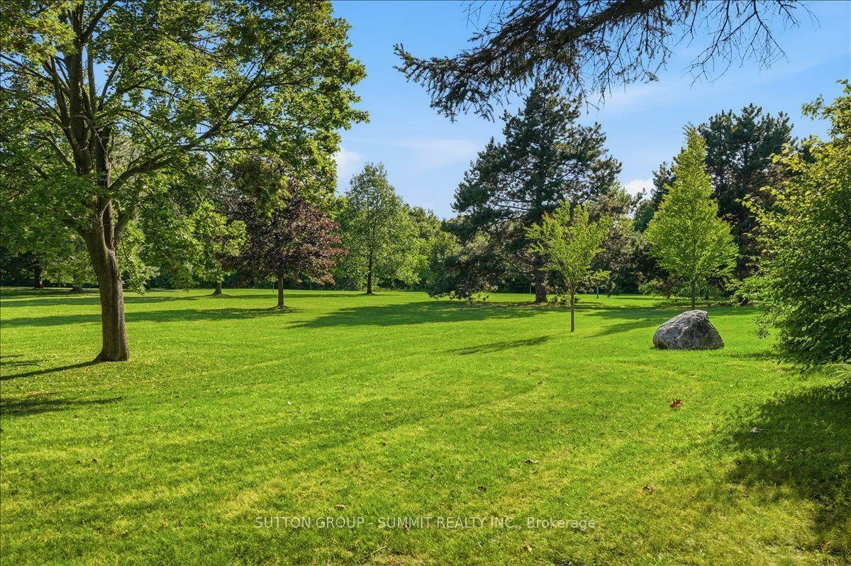 73, Thornbeck, Woburn, Toronto