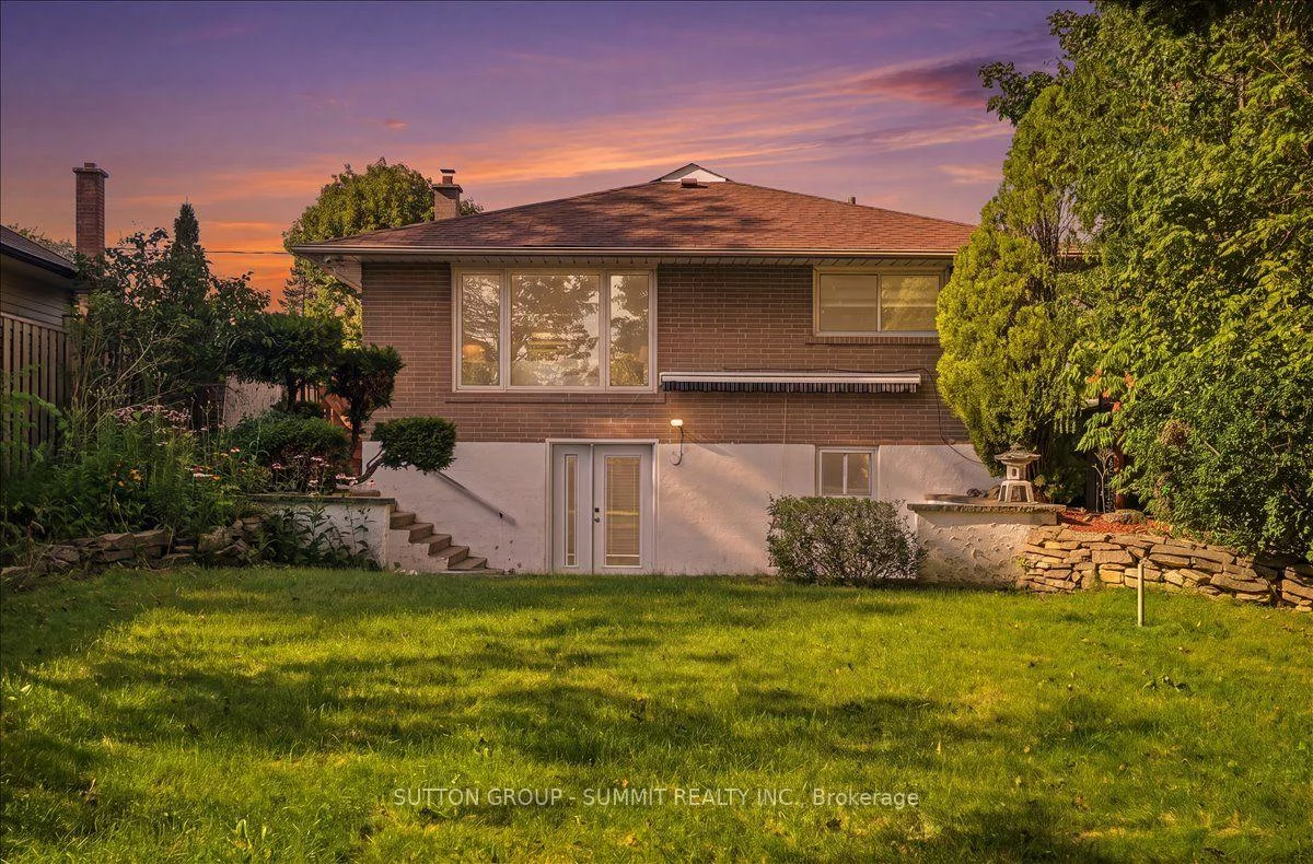 73, Thornbeck, Woburn, Toronto