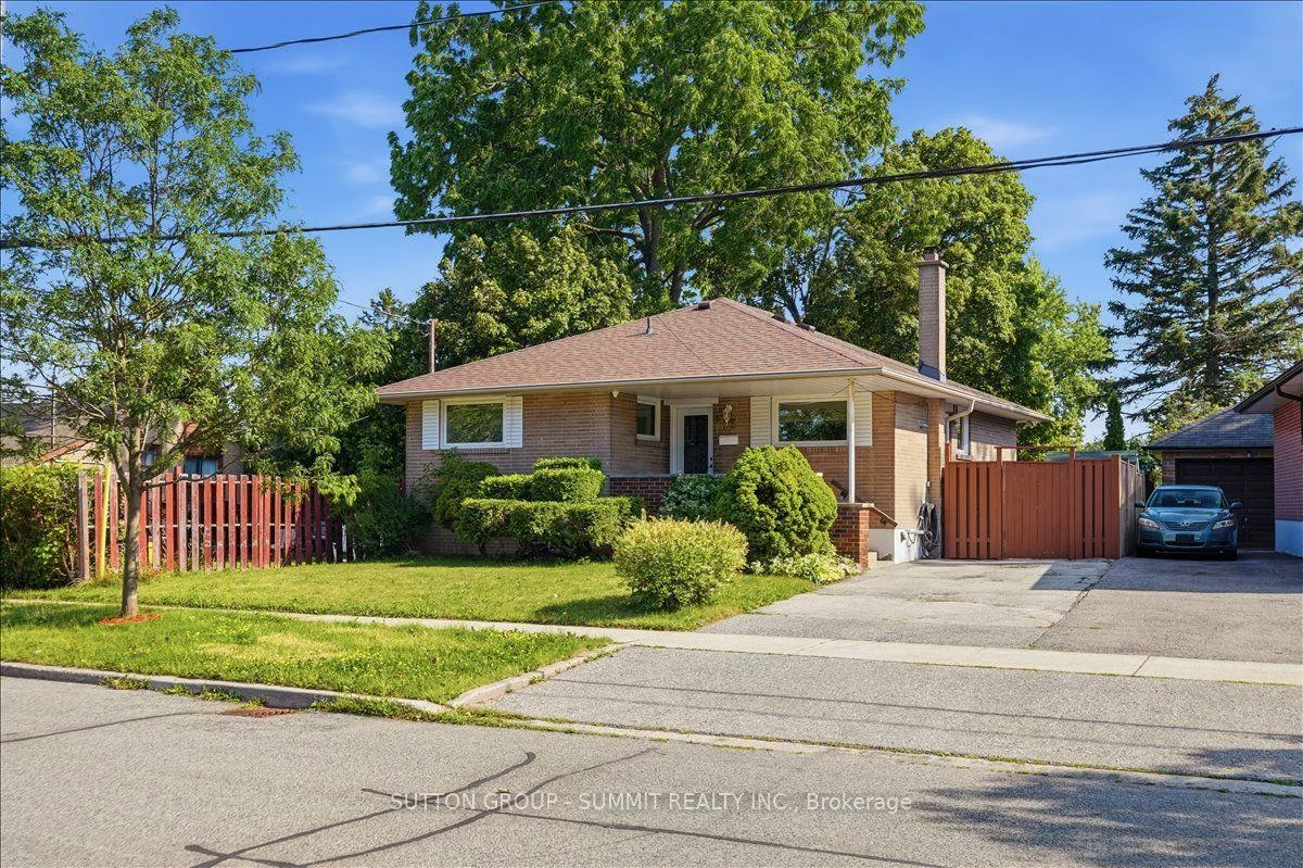 73, Thornbeck, Woburn, Toronto