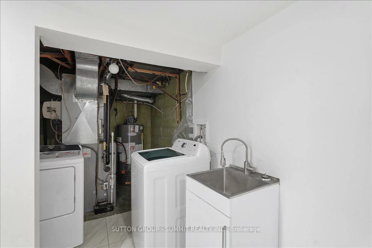 73, Thornbeck, Woburn, Toronto