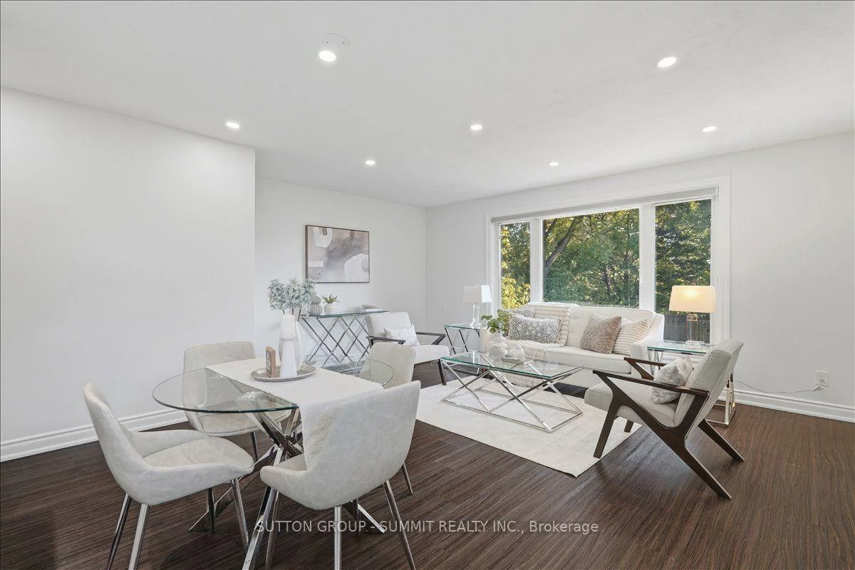 73, Thornbeck, Woburn, Toronto