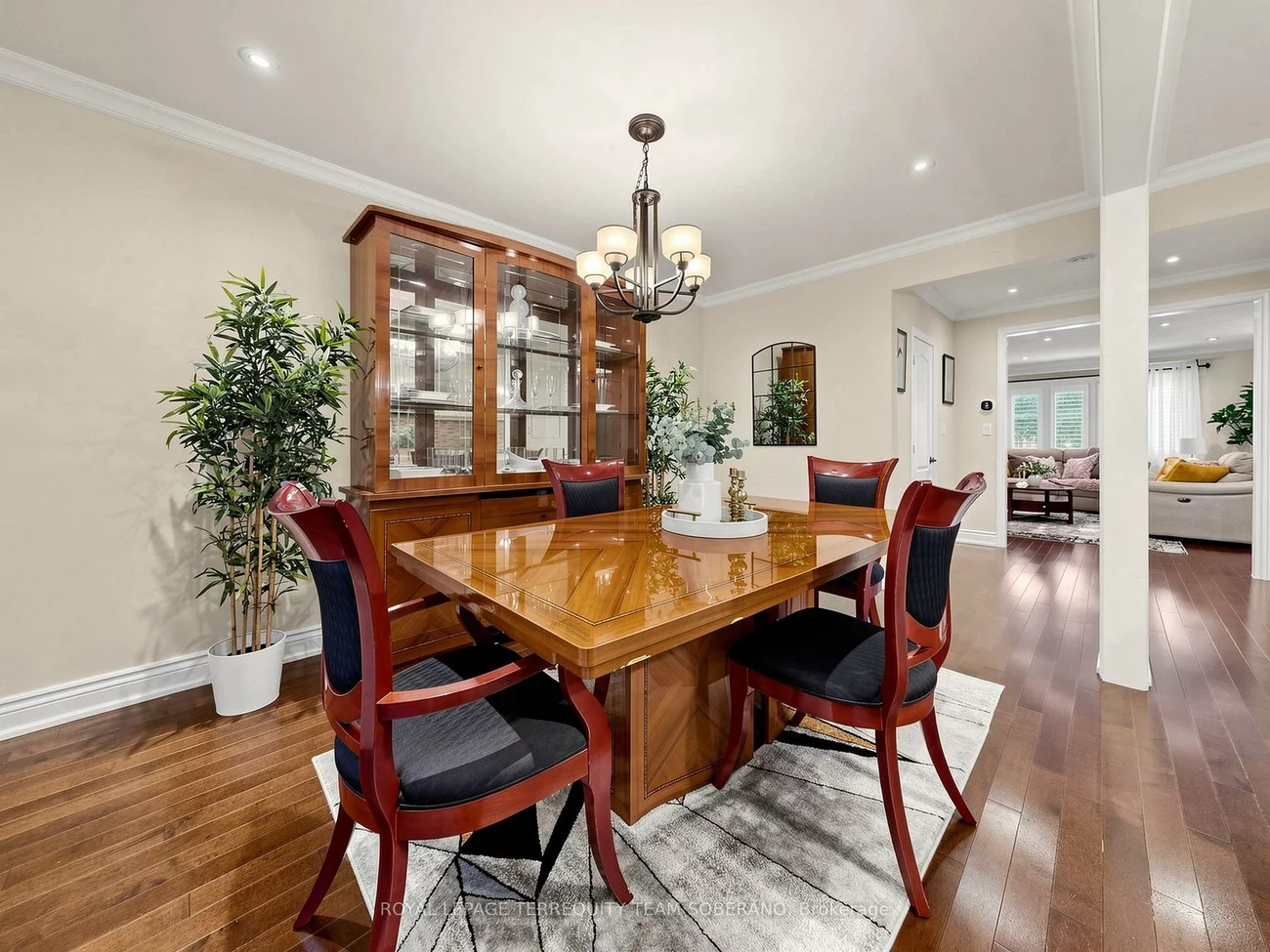67, Barrington, Crescent Town, Toronto