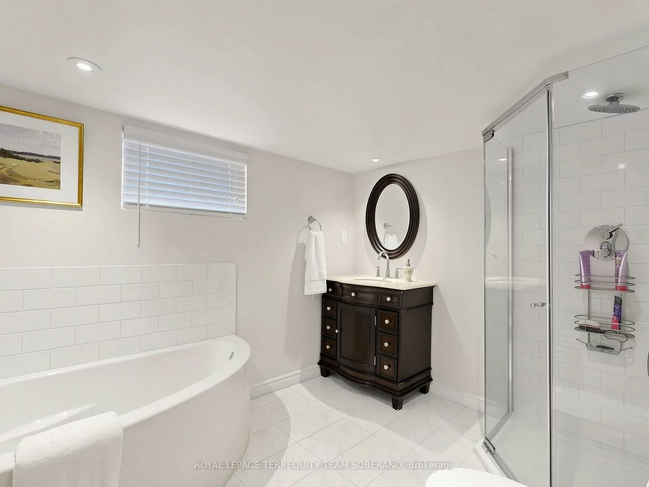 67, Barrington, Crescent Town, Toronto