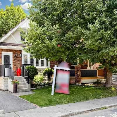 67, Barrington, Crescent Town, Toronto