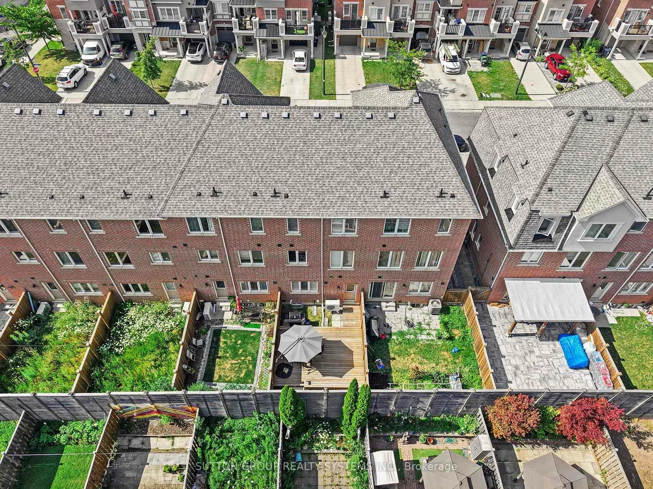 11, Fusilier, Clairlea-Birchmount, Toronto