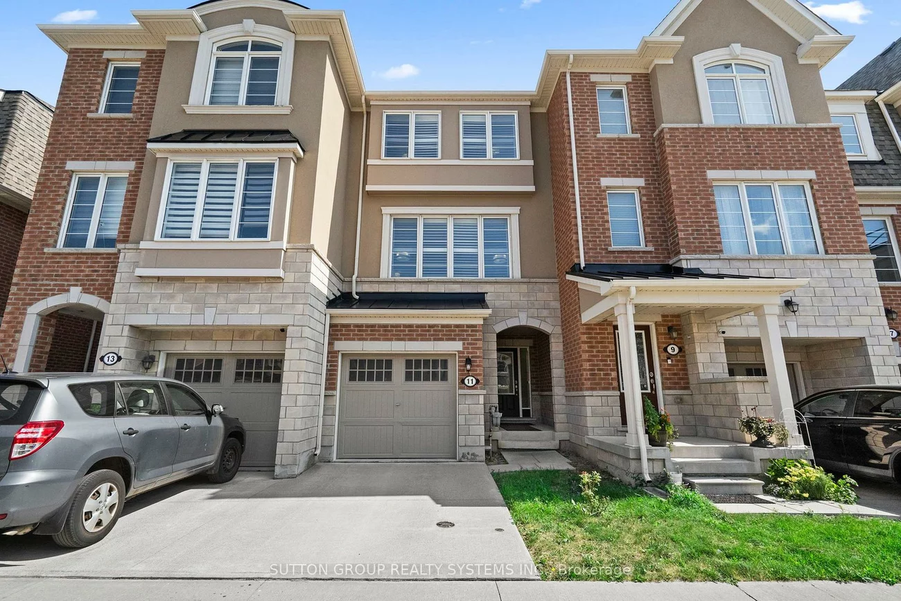 11, Fusilier, Clairlea-Birchmount, Toronto