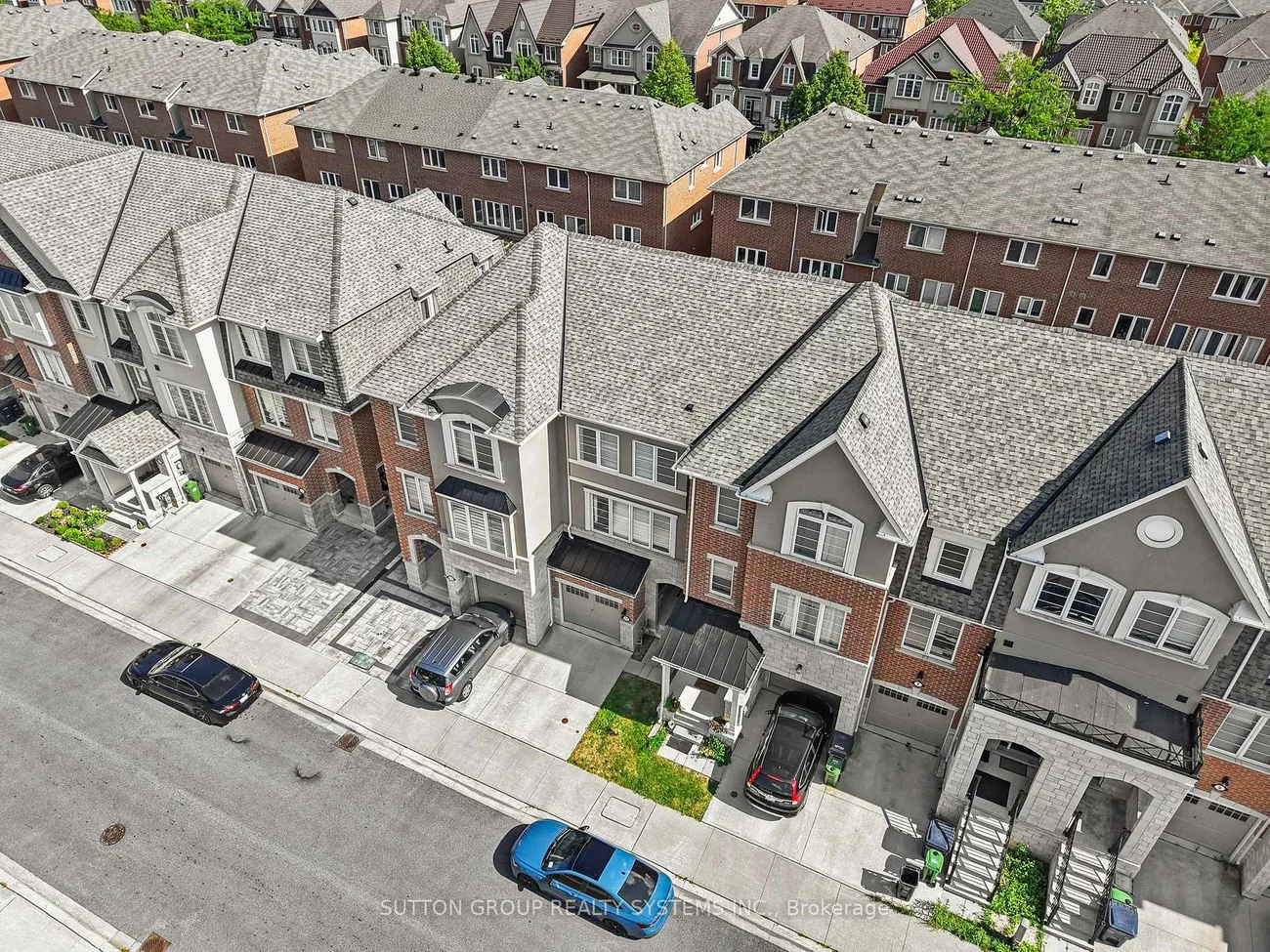 11, Fusilier, Clairlea-Birchmount, Toronto
