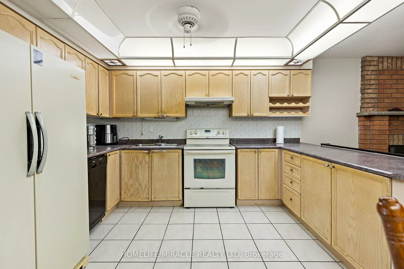33, Torrens, Broadview North, Toronto