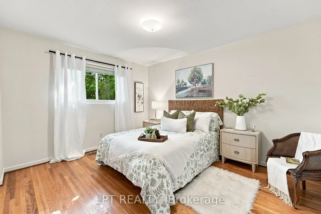 46, Tweedrock, Morningside, Toronto