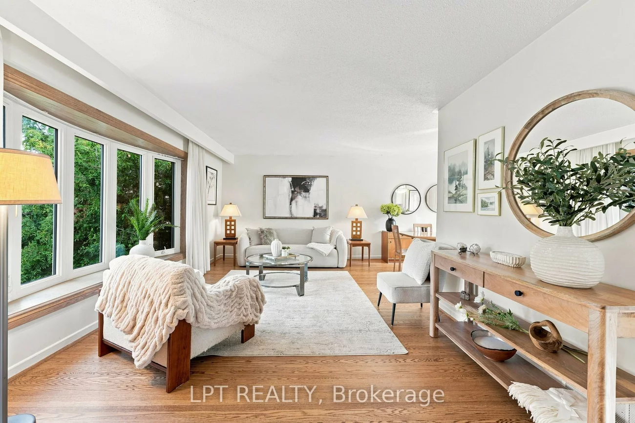 46, Tweedrock, Morningside, Toronto