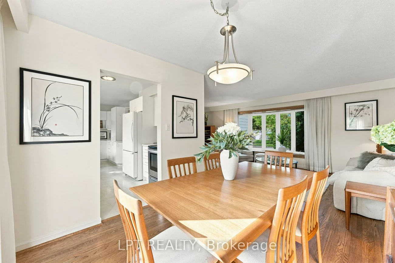 46, Tweedrock, Morningside, Toronto