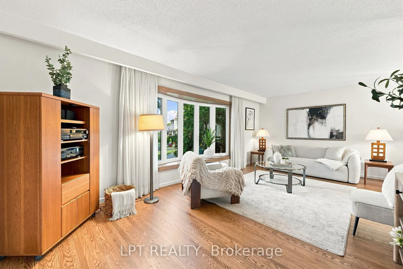 46, Tweedrock, Morningside, Toronto