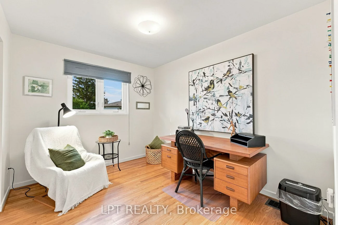 46, Tweedrock, Morningside, Toronto
