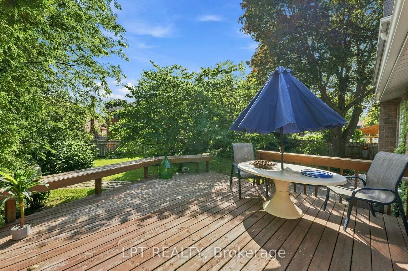 46, Tweedrock, Morningside, Toronto