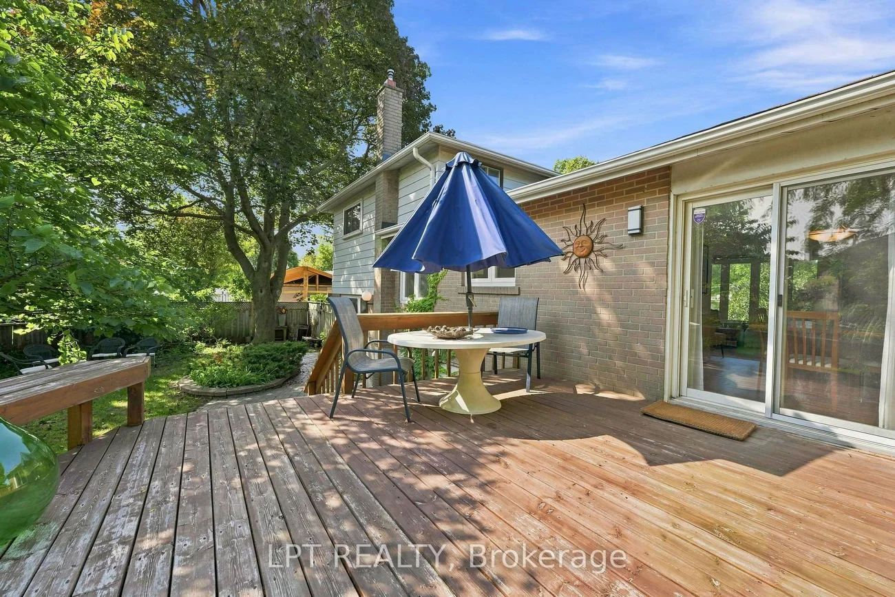 46, Tweedrock, Morningside, Toronto
