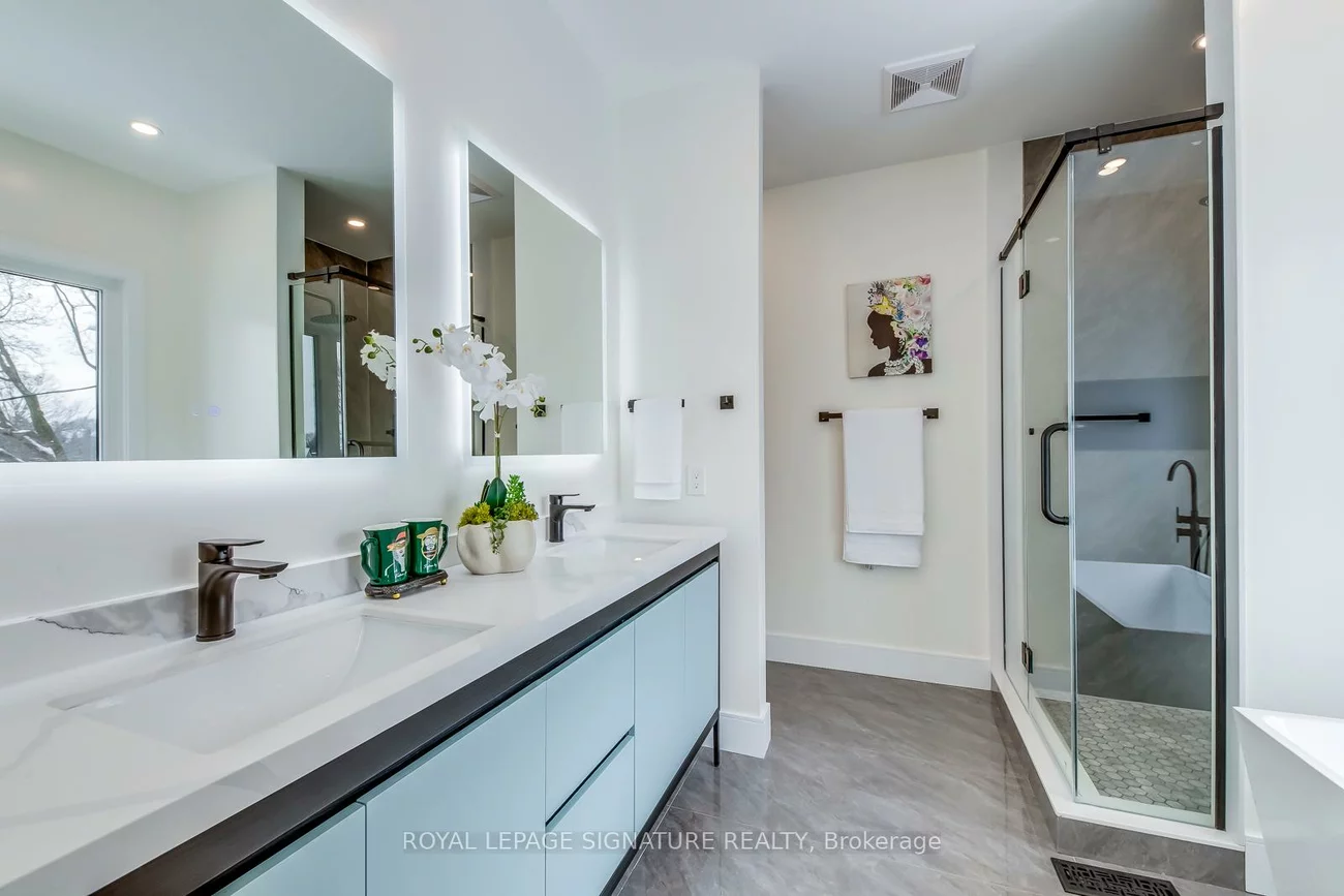 24, Merritt, O'Connor-Parkview, Toronto