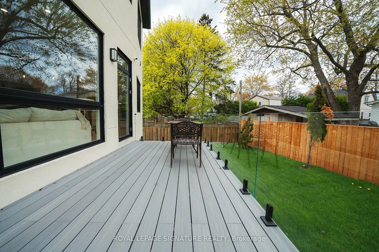 24, Merritt, O'Connor-Parkview, Toronto