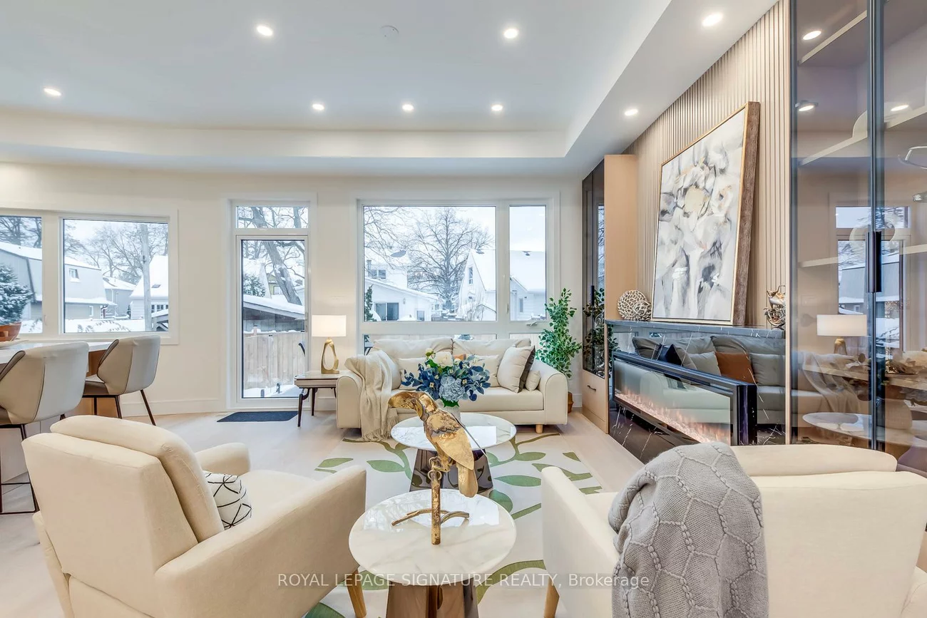 24, Merritt, O'Connor-Parkview, Toronto