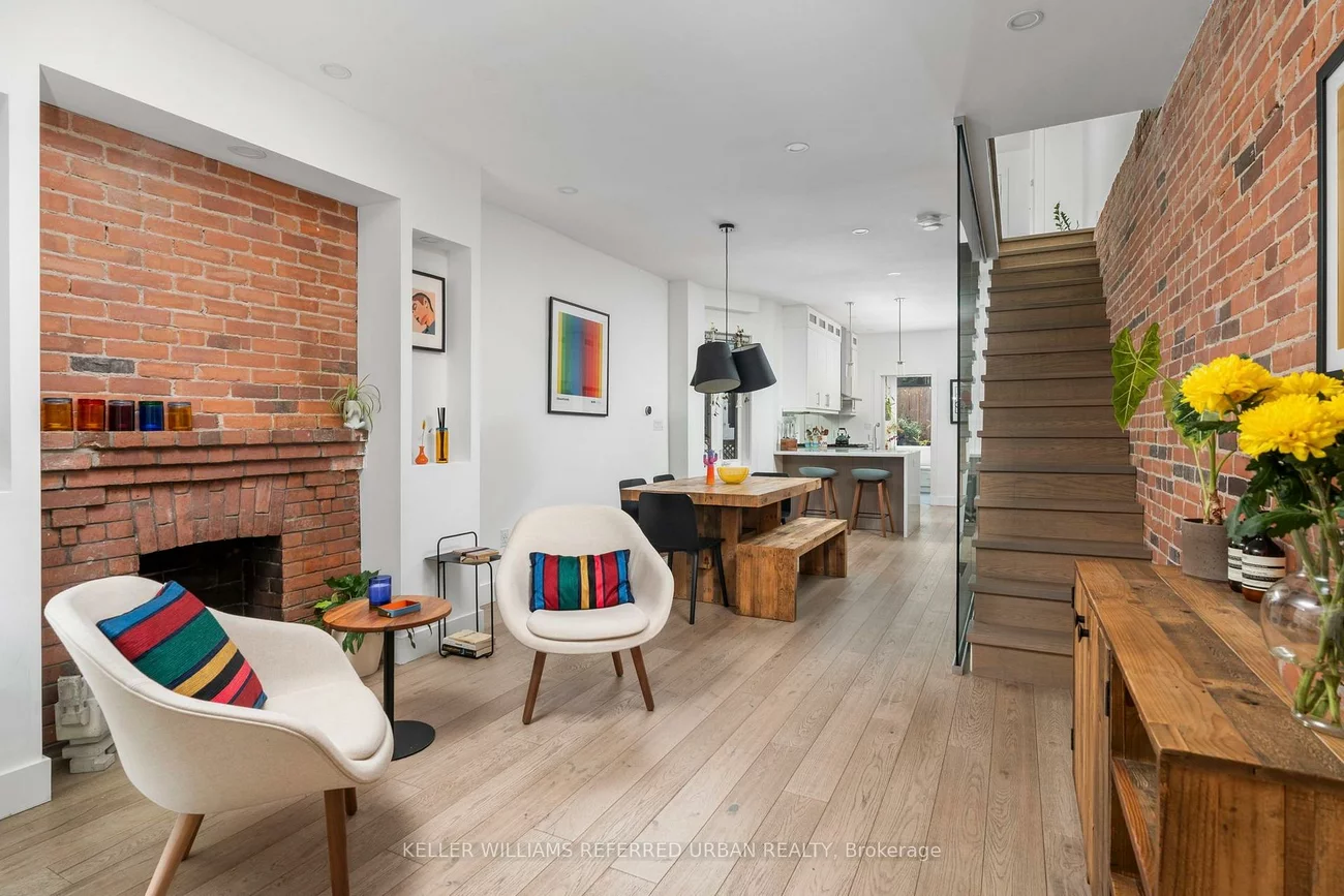 21, Millbrook, North Riverdale, Toronto