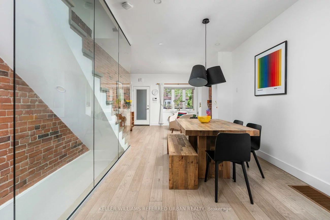 21, Millbrook, North Riverdale, Toronto