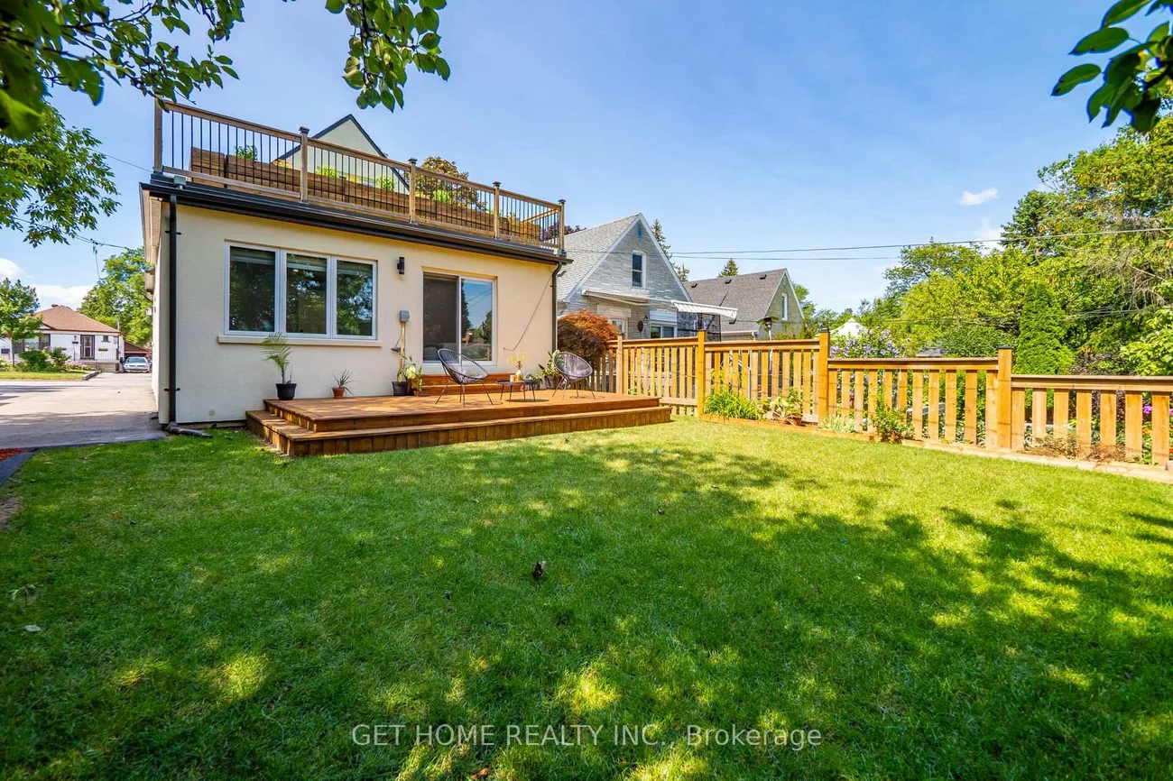 11, Twin Pauls, Wexford-Maryvale, Toronto