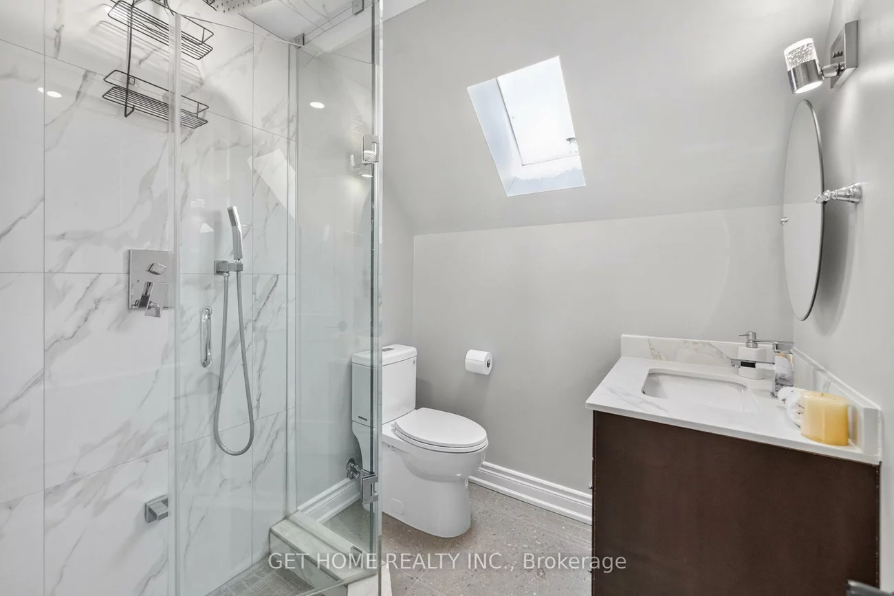 11, Twin Pauls, Wexford-Maryvale, Toronto