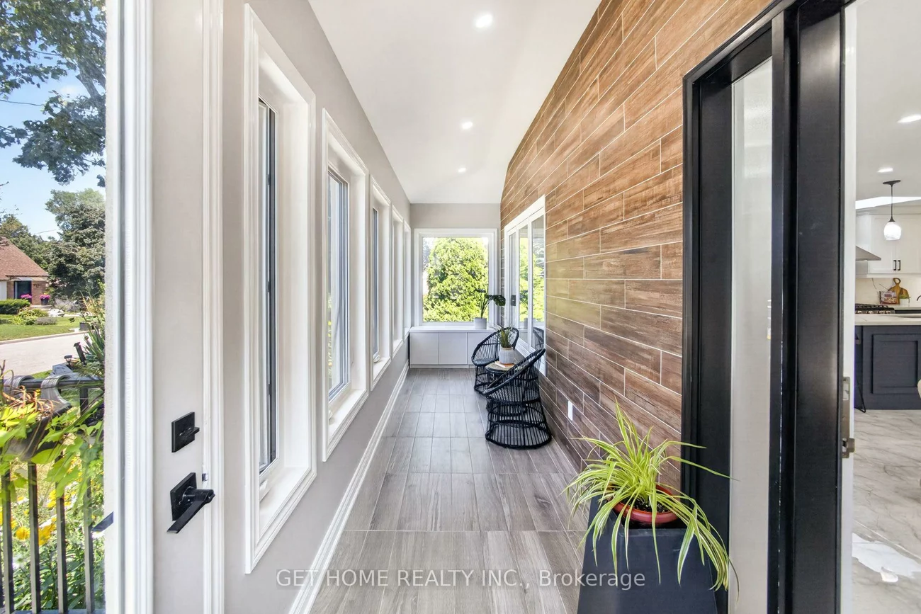 11, Twin Pauls, Wexford-Maryvale, Toronto