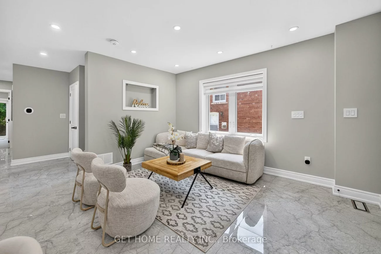 11, Twin Pauls, Wexford-Maryvale, Toronto