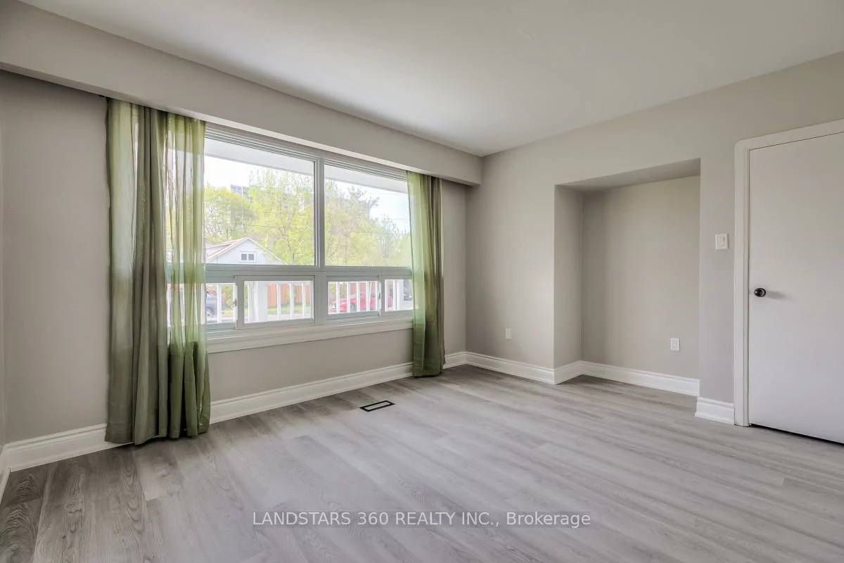 127, Galloway, West Hill, Toronto