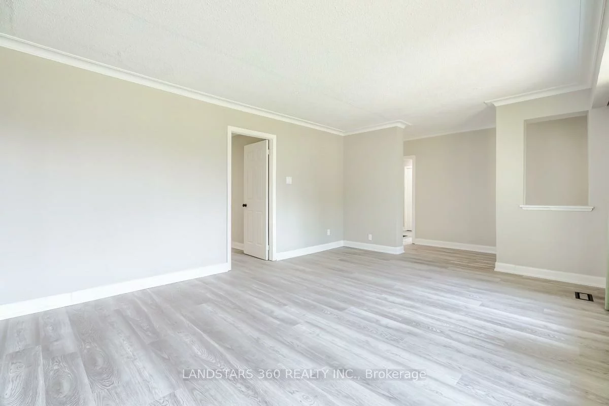 127, Galloway, West Hill, Toronto