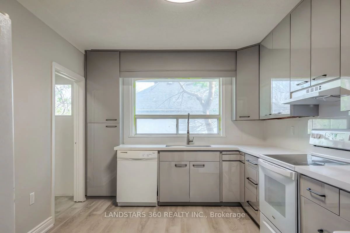 127, Galloway, West Hill, Toronto
