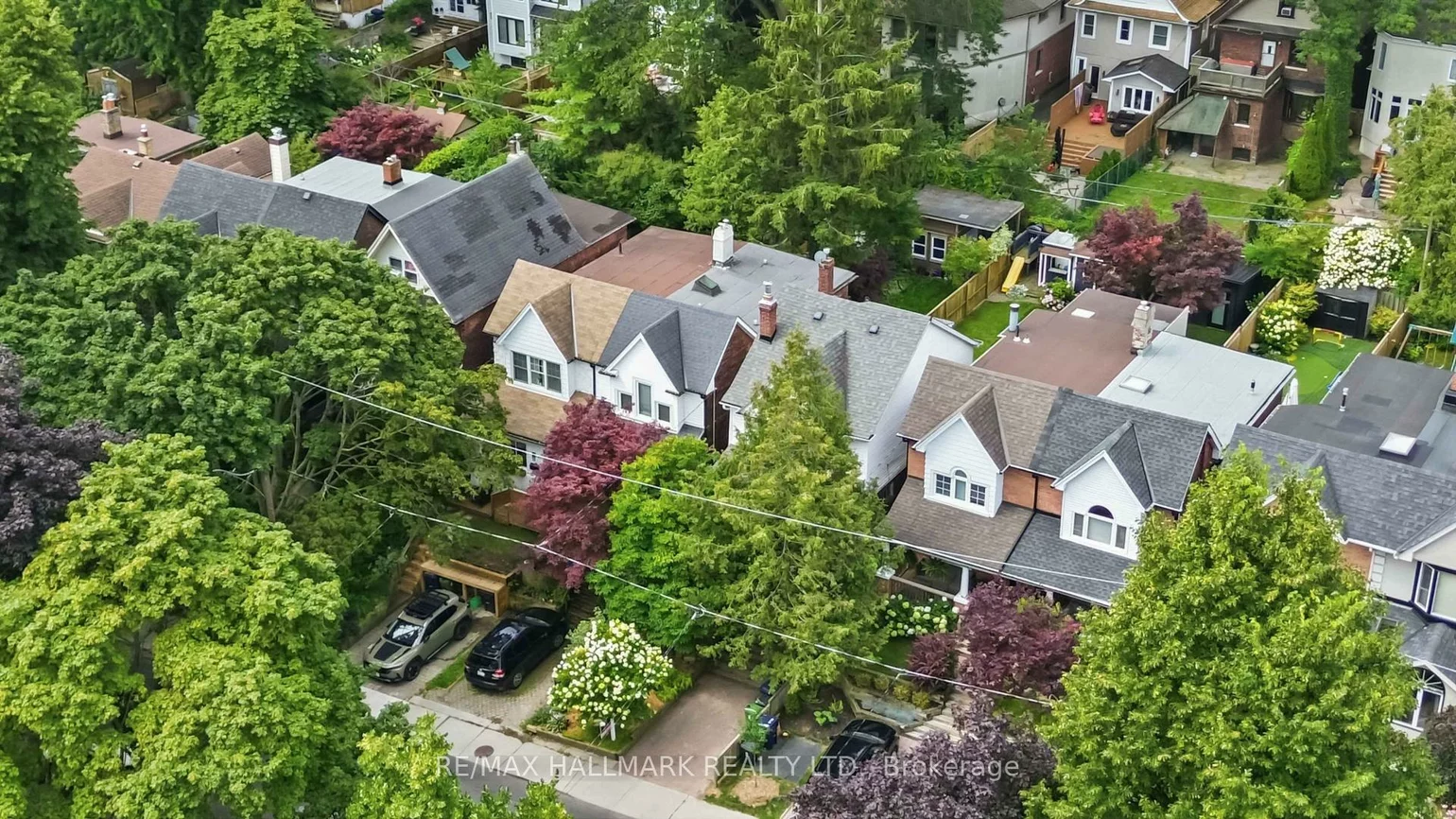 192, Wineva, The Beaches, Toronto