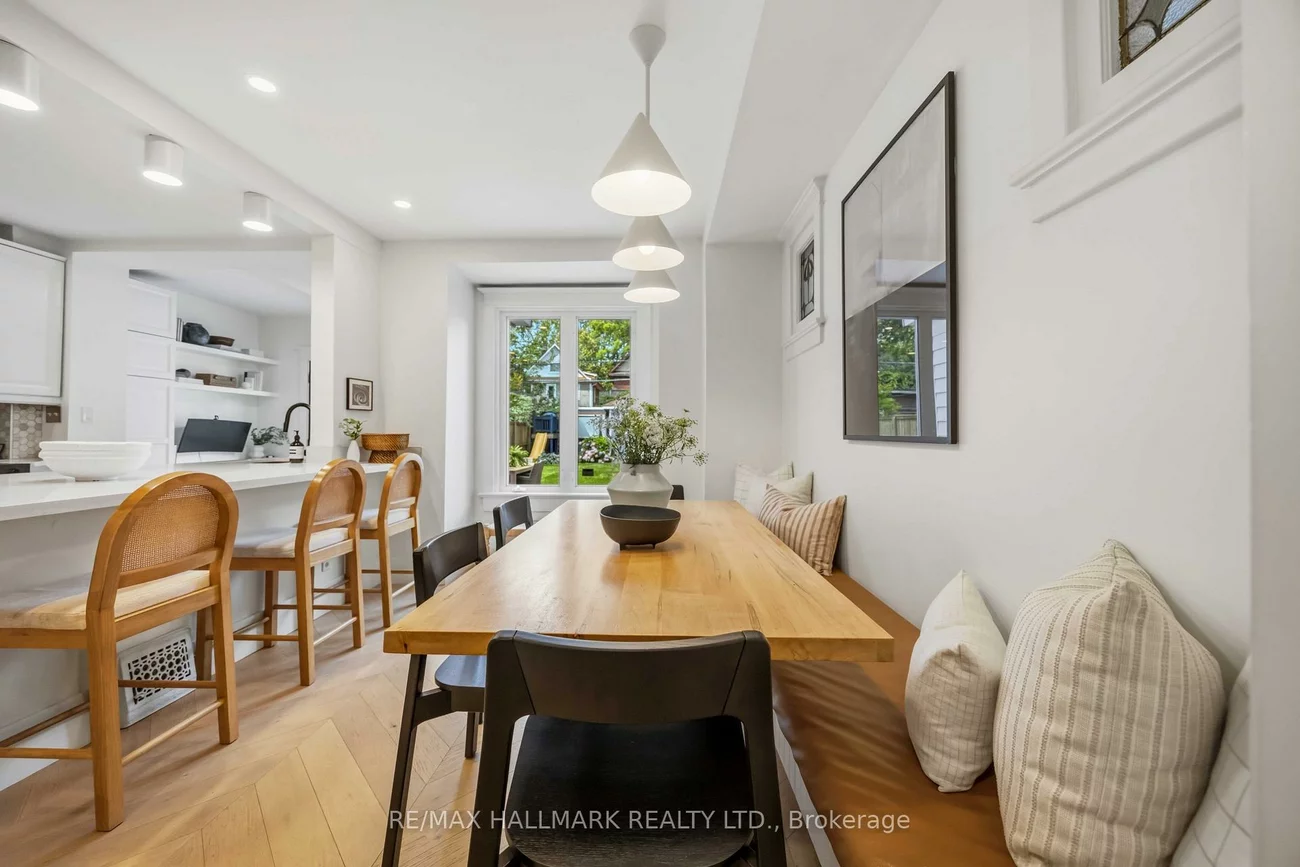 192, Wineva, The Beaches, Toronto