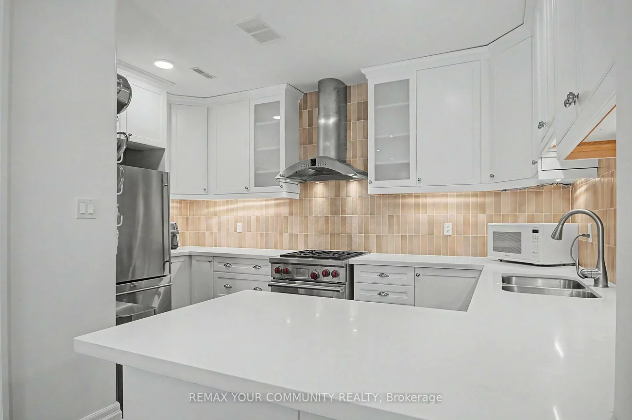 1079, Broadview, Broadview North, Toronto