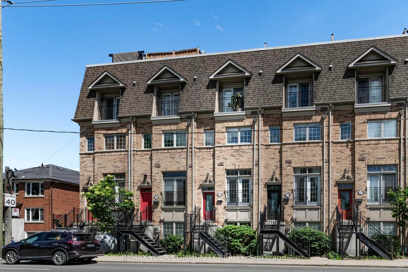 1079, Broadview, Broadview North, Toronto
