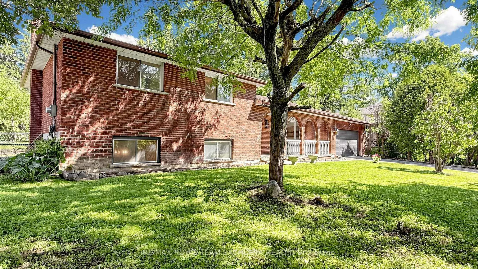 68, Fergalea, West Hill, Toronto