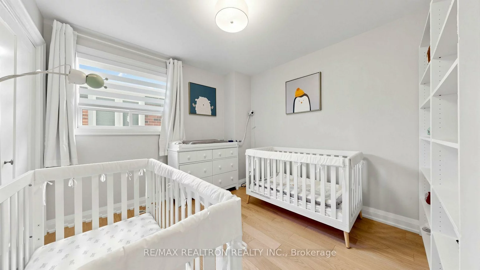 2221, Warden, Tam O'Shanter-Sullivan, Toronto