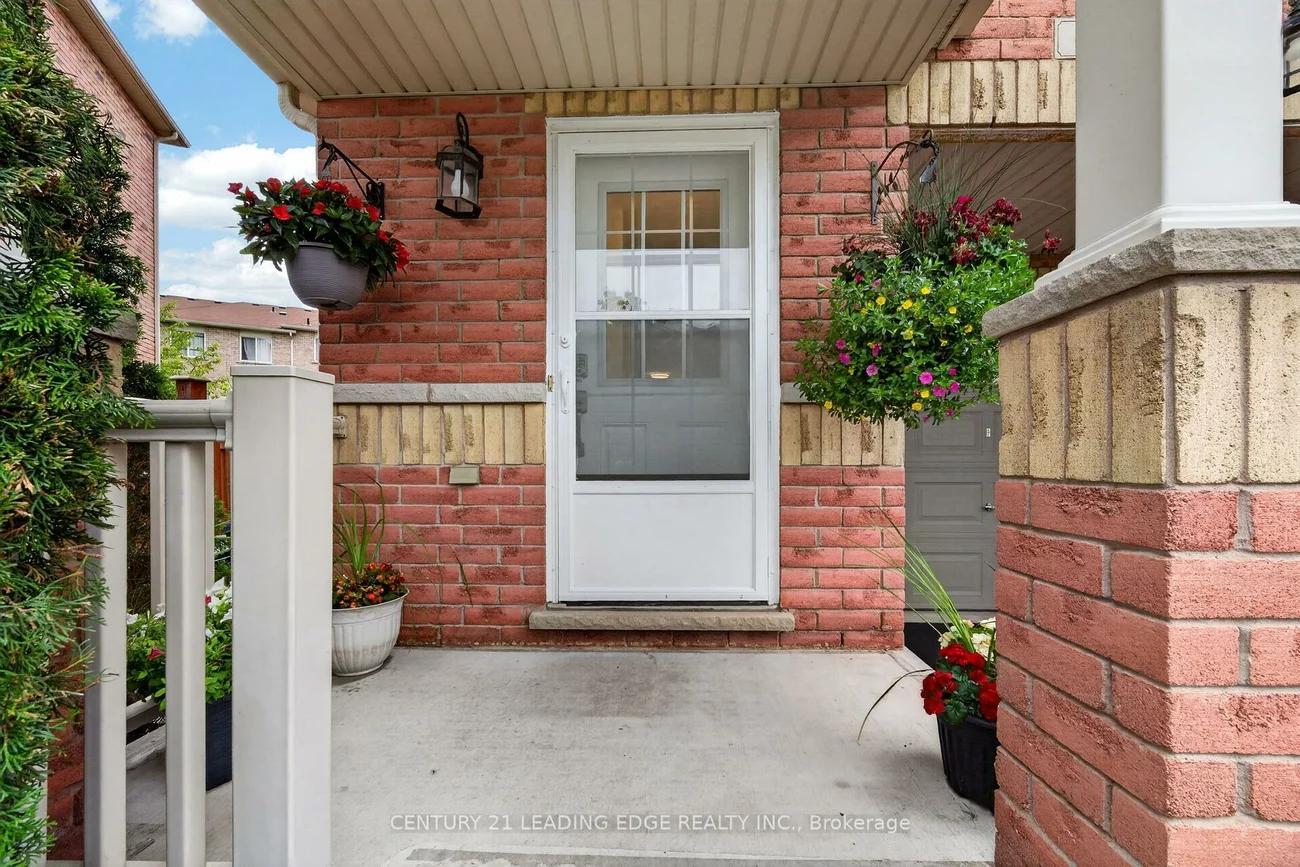 63, Wilkes, Clairlea-Birchmount, Toronto