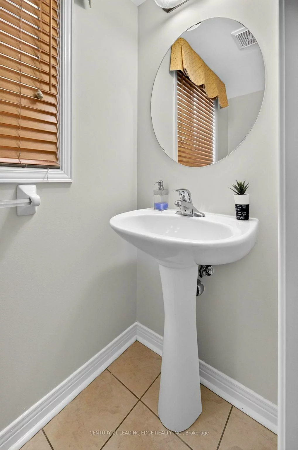 63, Wilkes, Clairlea-Birchmount, Toronto