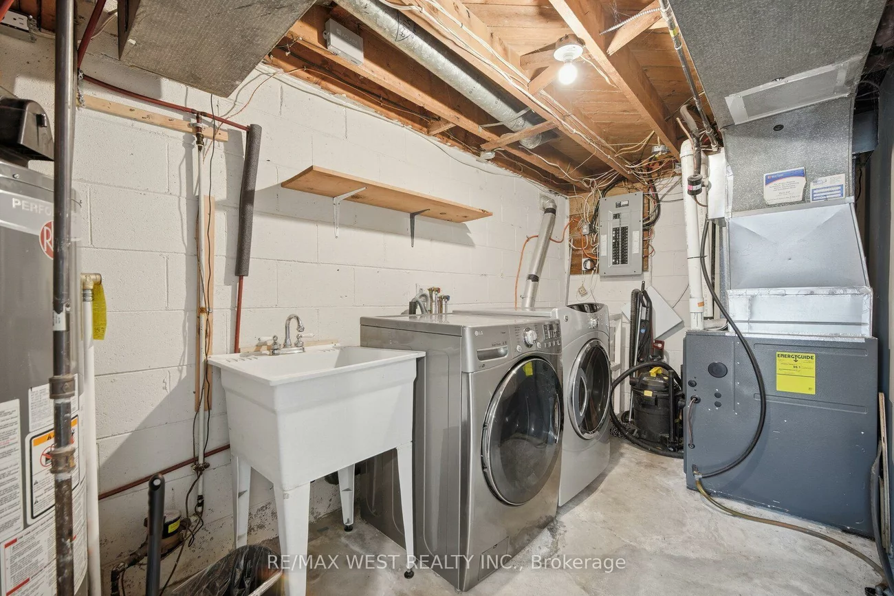 751, Meadowvale, Highland Creek, Toronto