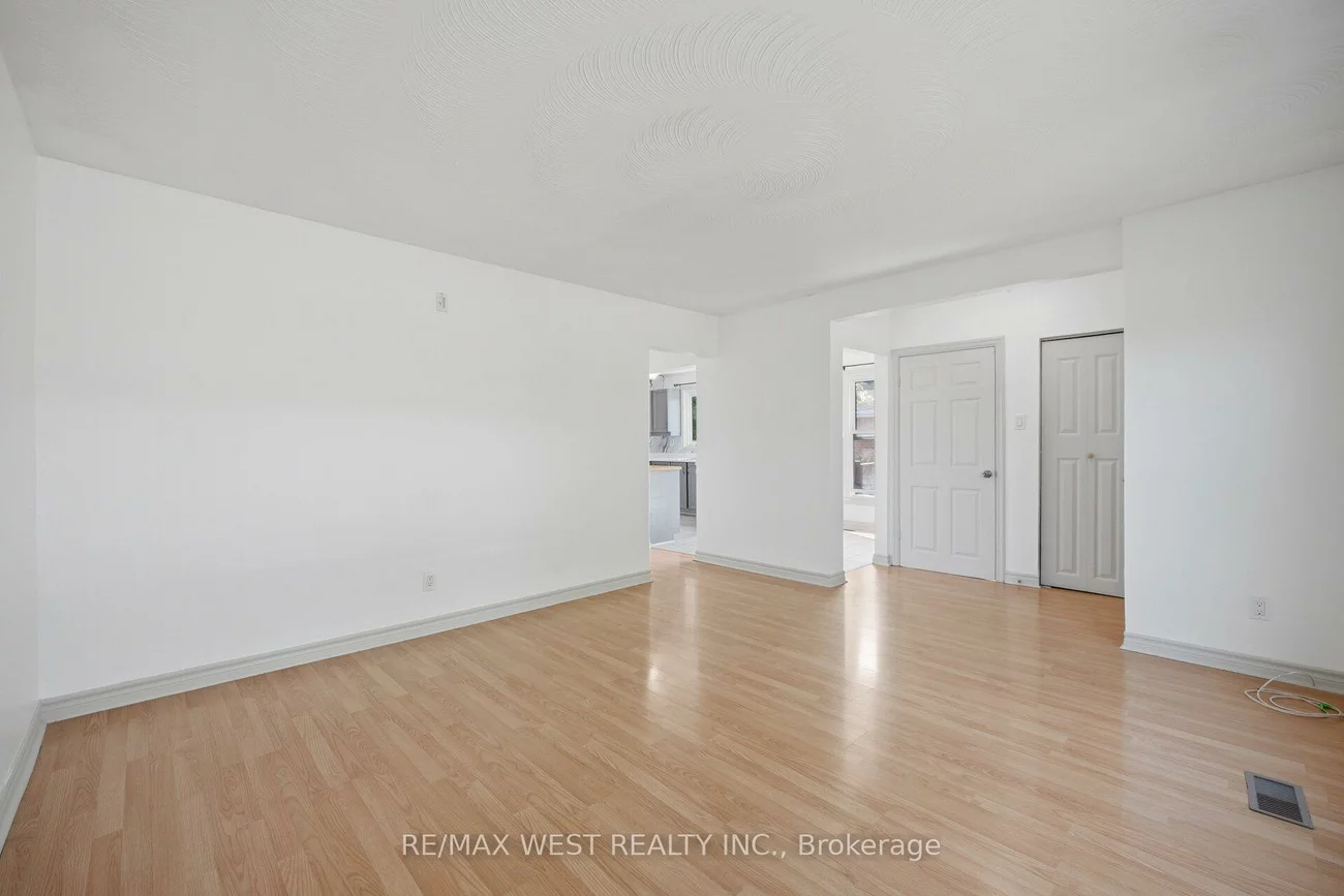 751, Meadowvale, Highland Creek, Toronto