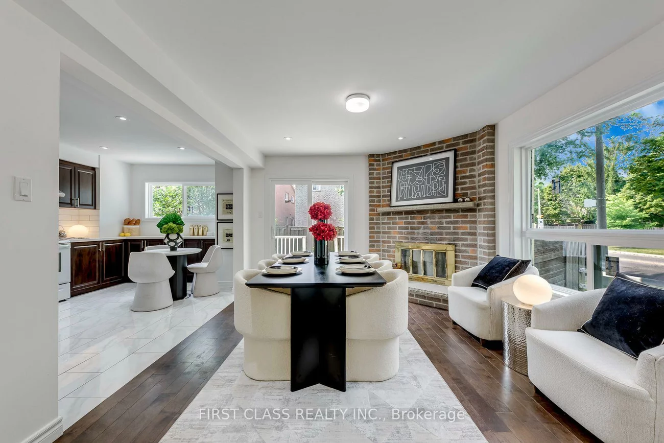 27, Alton Towers, Milliken, Toronto