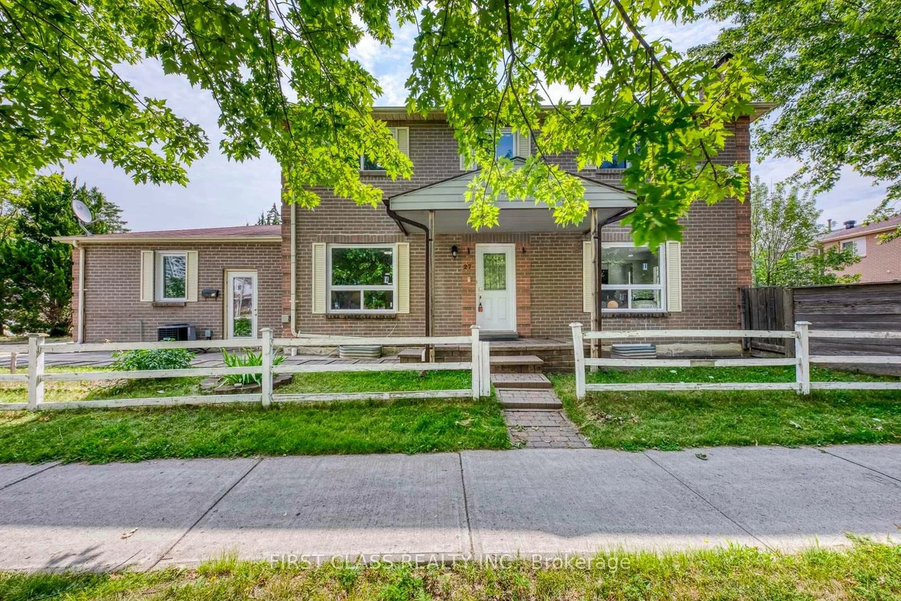 27, Alton Towers, Milliken, Toronto