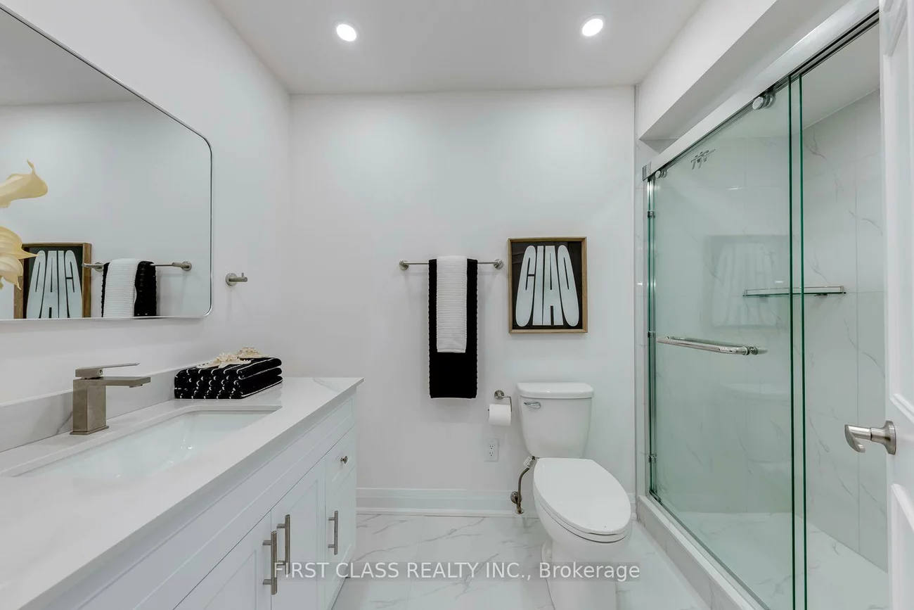 27, Alton Towers, Milliken, Toronto