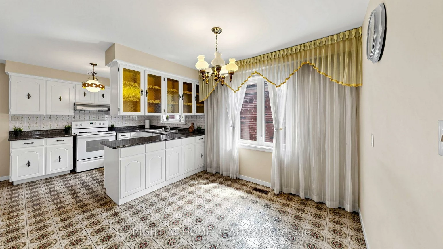 20, Torrens, Broadview North, Toronto