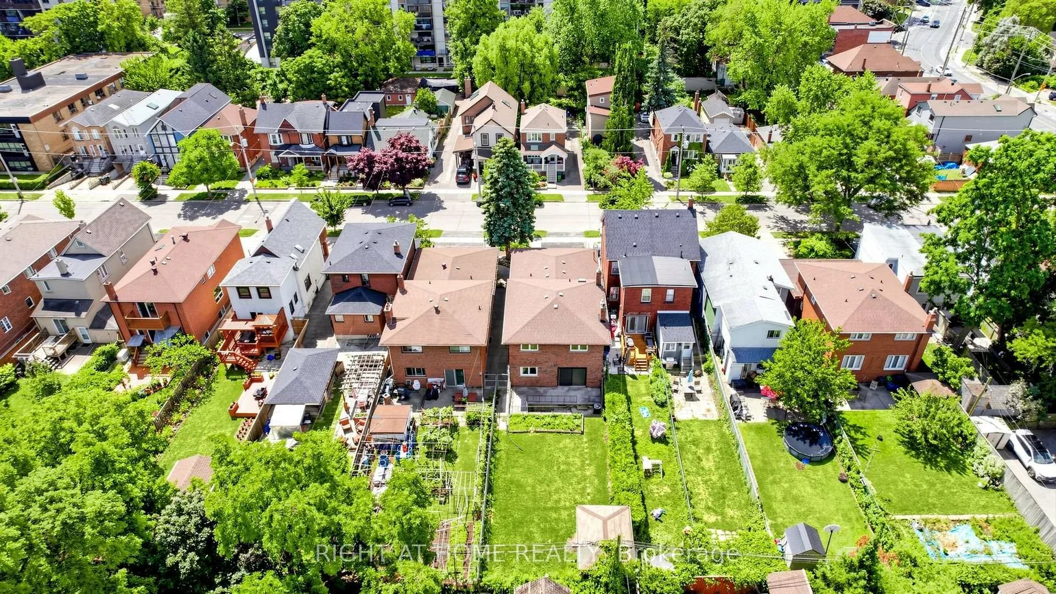 20, Torrens, Broadview North, Toronto